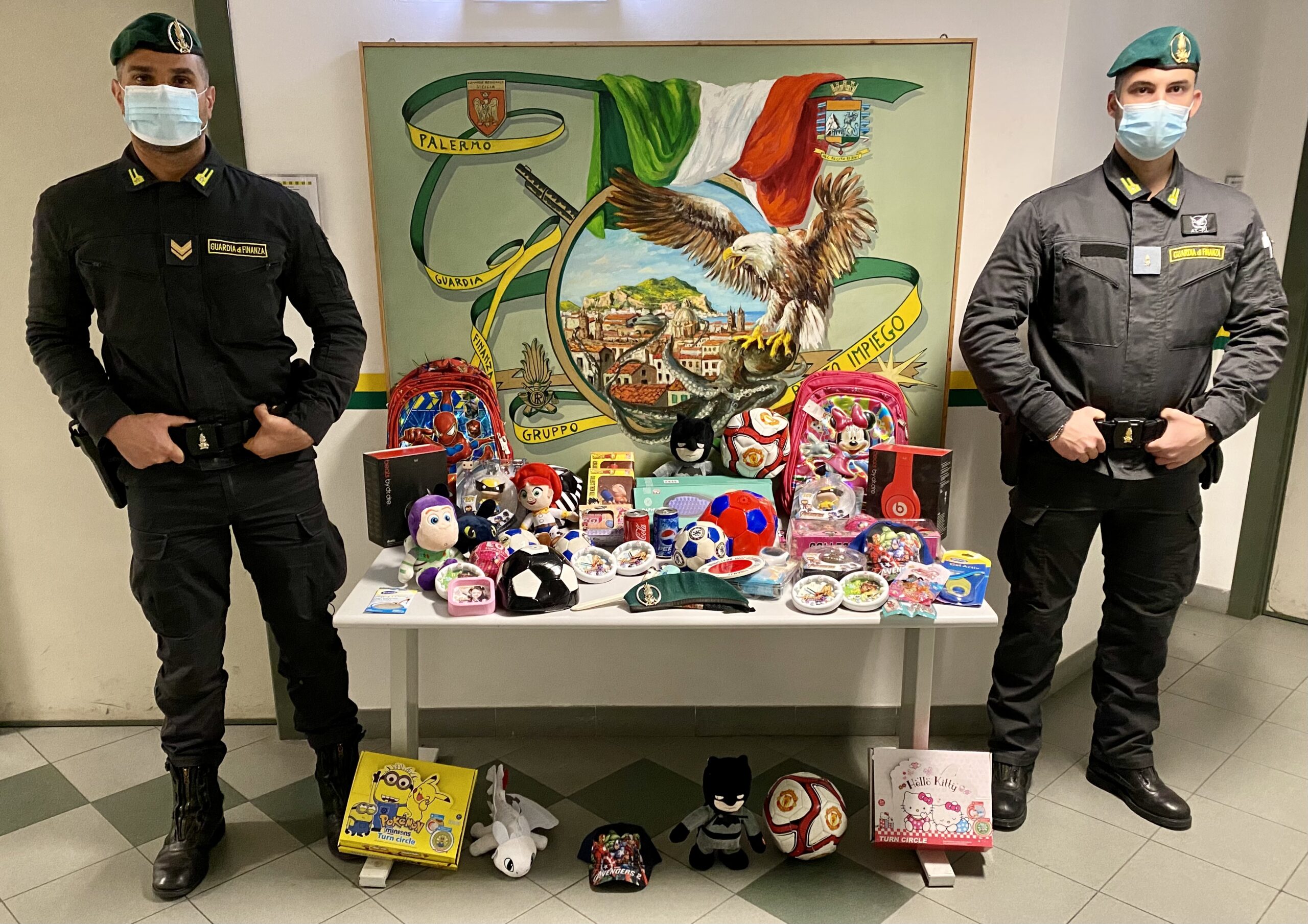 Sequestrati a Palermo circa 8.000 prodotti contraffatti e non sicuri