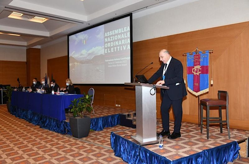 Canottaggio, Abbagnale confermato presidente “Al lavoro per vincere”