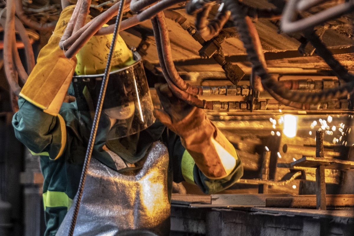 A dicembre in calo la produzione industriale