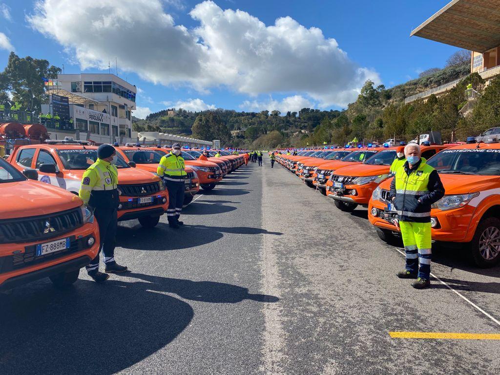 Solidarietà, indette dalla Regione le “Giornate del volontariato”