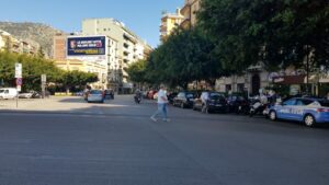 E' successo ieri in Piazza Don Bosco a Palermo. Un ausiliario del traffico, dipendente dell'Amat...