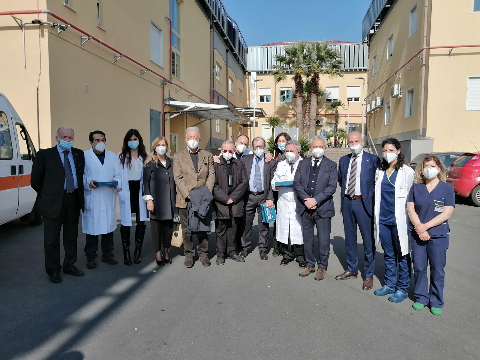 Ospedale “Cannizzaro” Catania, donati tablet ai pazienti Covid