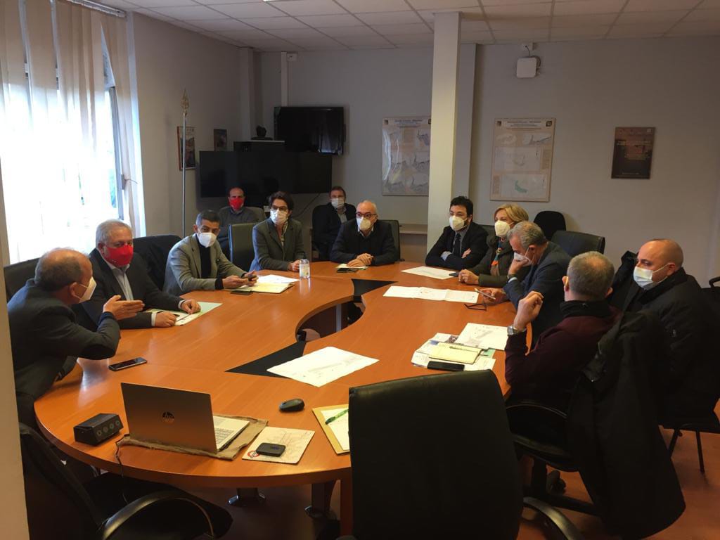 Vaccini di massa a Messina, alla Fiera: sarà un hub con 48 box