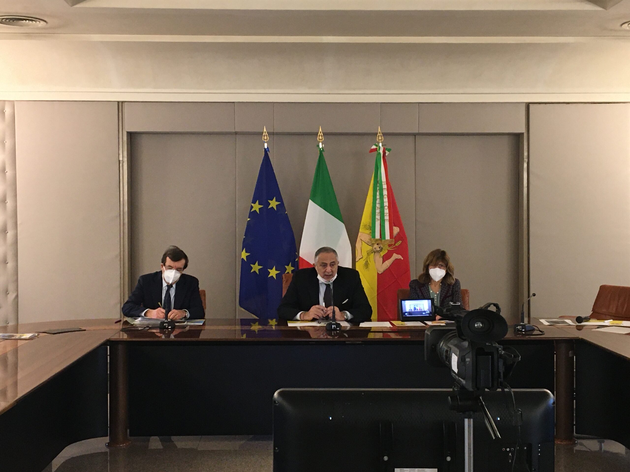 Fondo sociale europeo incontro sindaci, dirigenti scolastici e studenti siciliani