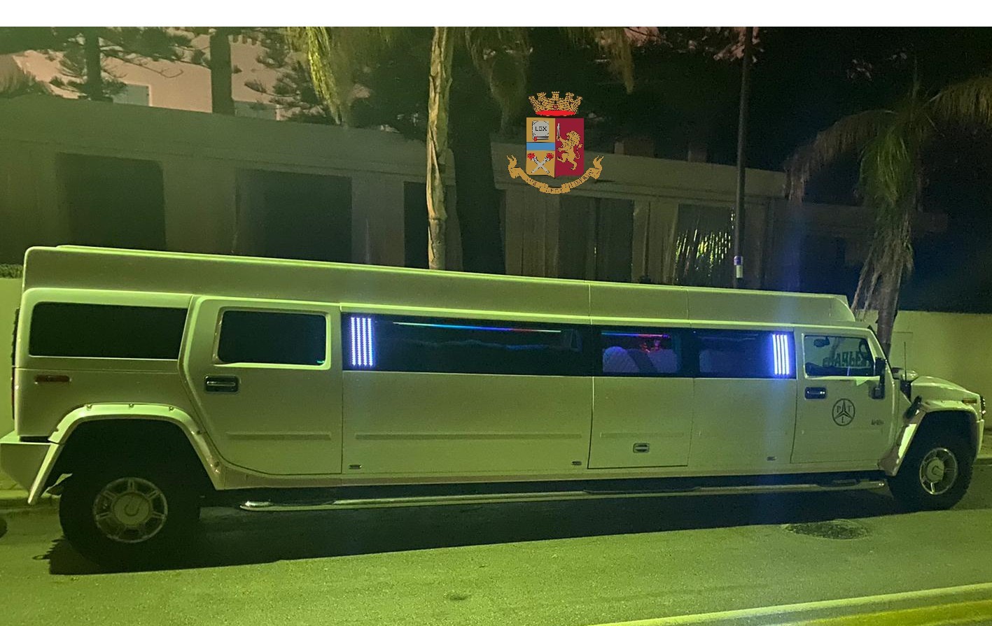 Festa in Limousine a Palermo: fermati e sanzionati otto giovani