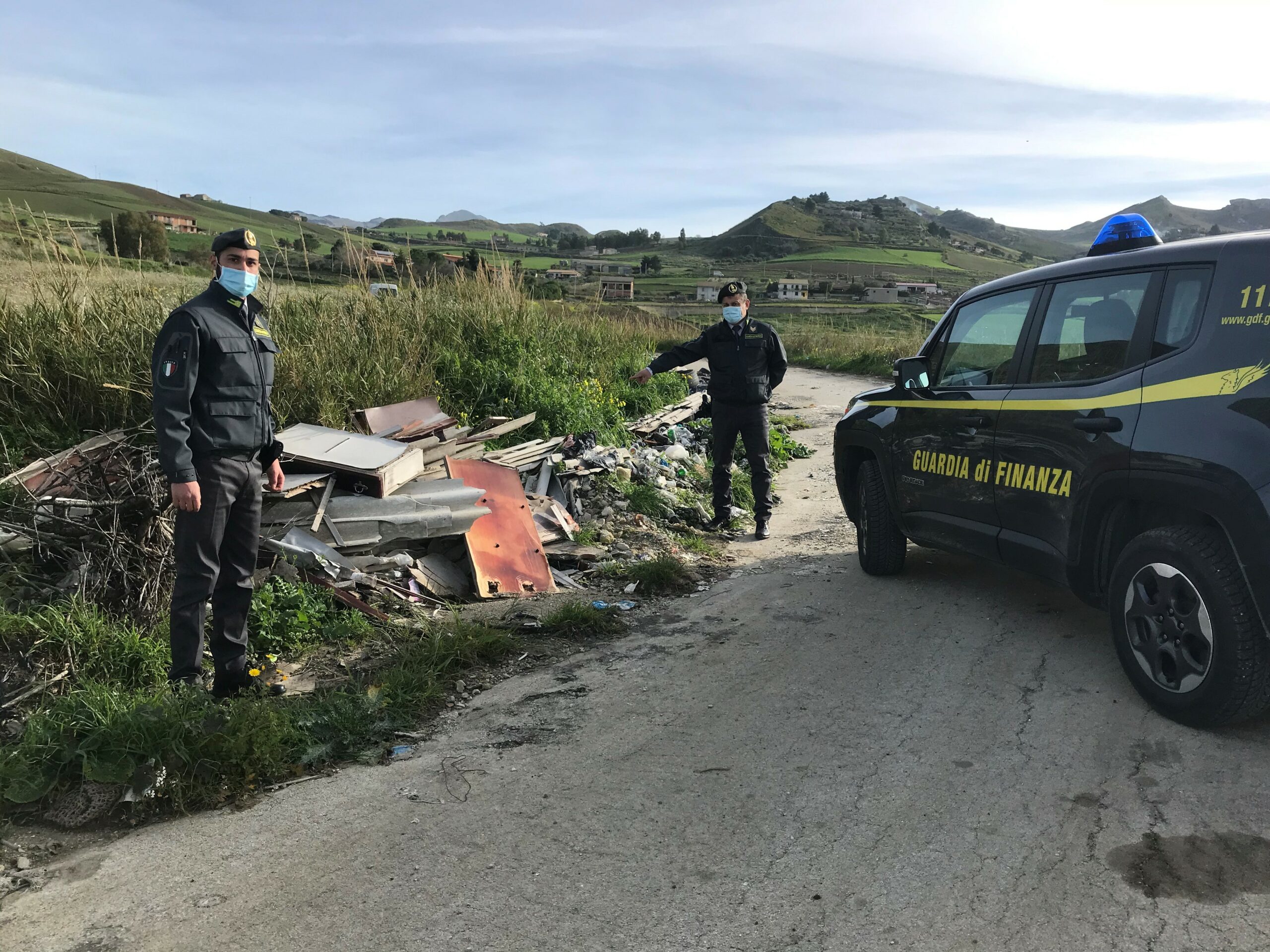 Sequestrata discarica abusiva a Corleone (Pa): disposta la bonifica