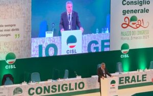 ROMA (ITALPRESS) - Luigi Sbarra è stato eletto nuovo segretario generale della Cisl con 168 voti a...
