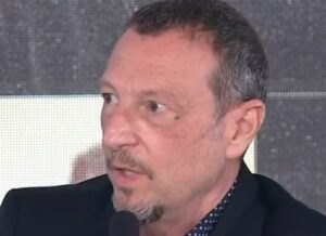 SANREMO (ITALPRESS) - Simona Ventura è positiva al Covid. Lo ha annunciato Amadeus in conferenza...