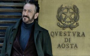 ROMA (ITALPRESS) - "Ho pensato molte volte a come si concilia l'essere romantico con l'essere cinico...