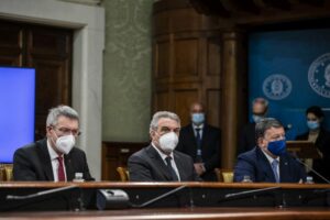 ROMA (ITALPRESS) - "È il momento della responsabilità, dell'unità e dell'impegno comune per assumere...