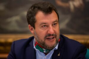 ROMA (ITALPRESS) - "L'obiettivo condiviso Draghi-Salvini è mettere ordine nella giungla delle...