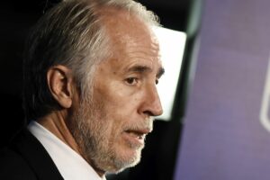 ROMA (ITALPRESS) - Tokyo si avvicina, la minaccia Covid resiste e allora forse bisogna iniziare a...