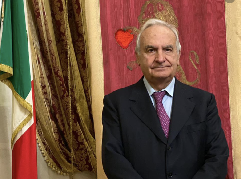 Furbetti del vaccino, c’è anche il sindaco di Corleone