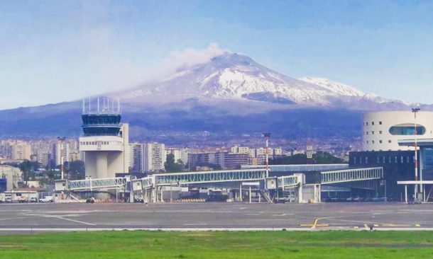 L’Etna riprende la sua attività, 16° parossismo: chiuso lo spazio aereo