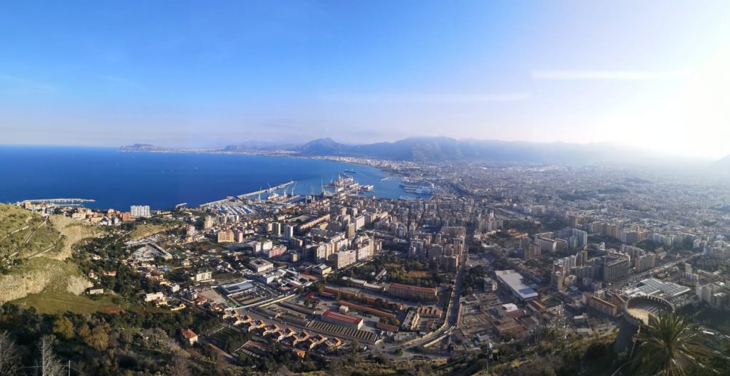 Controlli anche con i droni a Palermo per evitare raduni