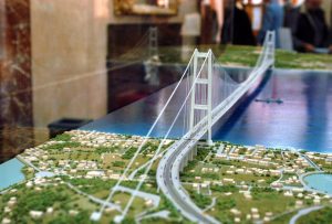 ROMA (ITALPRESS) - C'è chi adesso vuole chiamarlo "Ponte d'Europa", forse per sottolineare la...