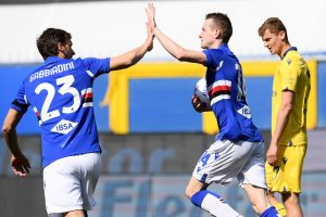 GENOVA (ITALPRESS) - La Sampdoria ribalta il risultato e vince per 3-1 contro l'Hellas Verona nella...