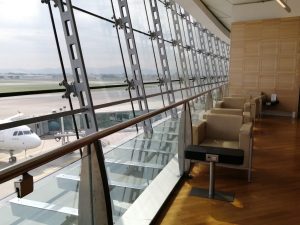 ROMA (ITALPRESS) - Sono stati 52.759.724 i passeggeri transitati negli aeroporti italiani nel 2020...