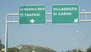 Due automobilisti sono morti carbonizzati questa mattina sulla sull’autostrada A29, la Palermo...