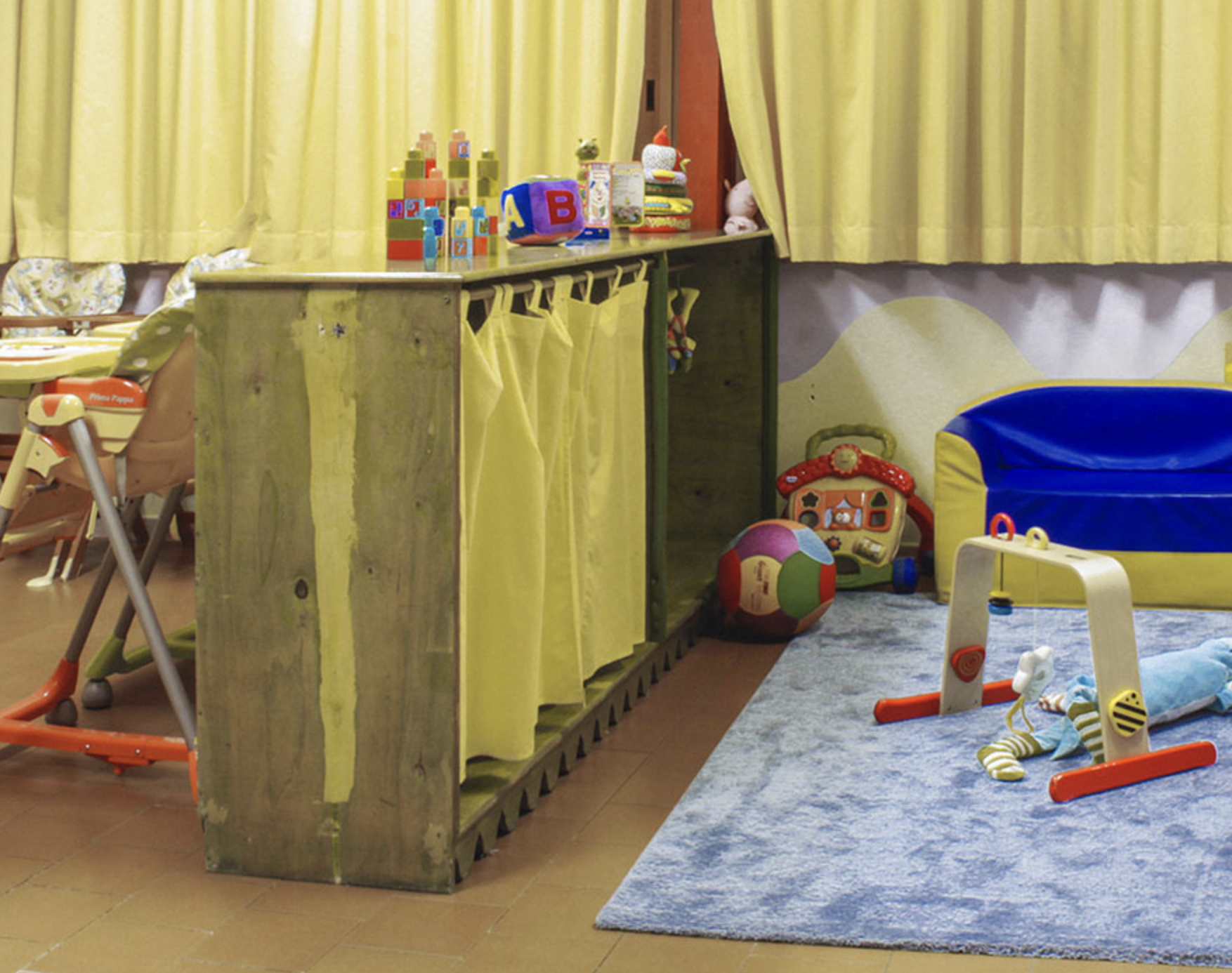 Chiusi nido Maricò e scuola Whitaker a Palermo per due casi