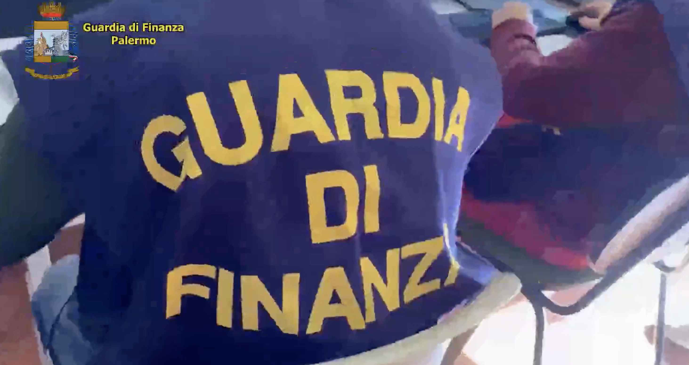 Contrabbando di sigarette e droga a Palermo, 10 arresti e sequestri