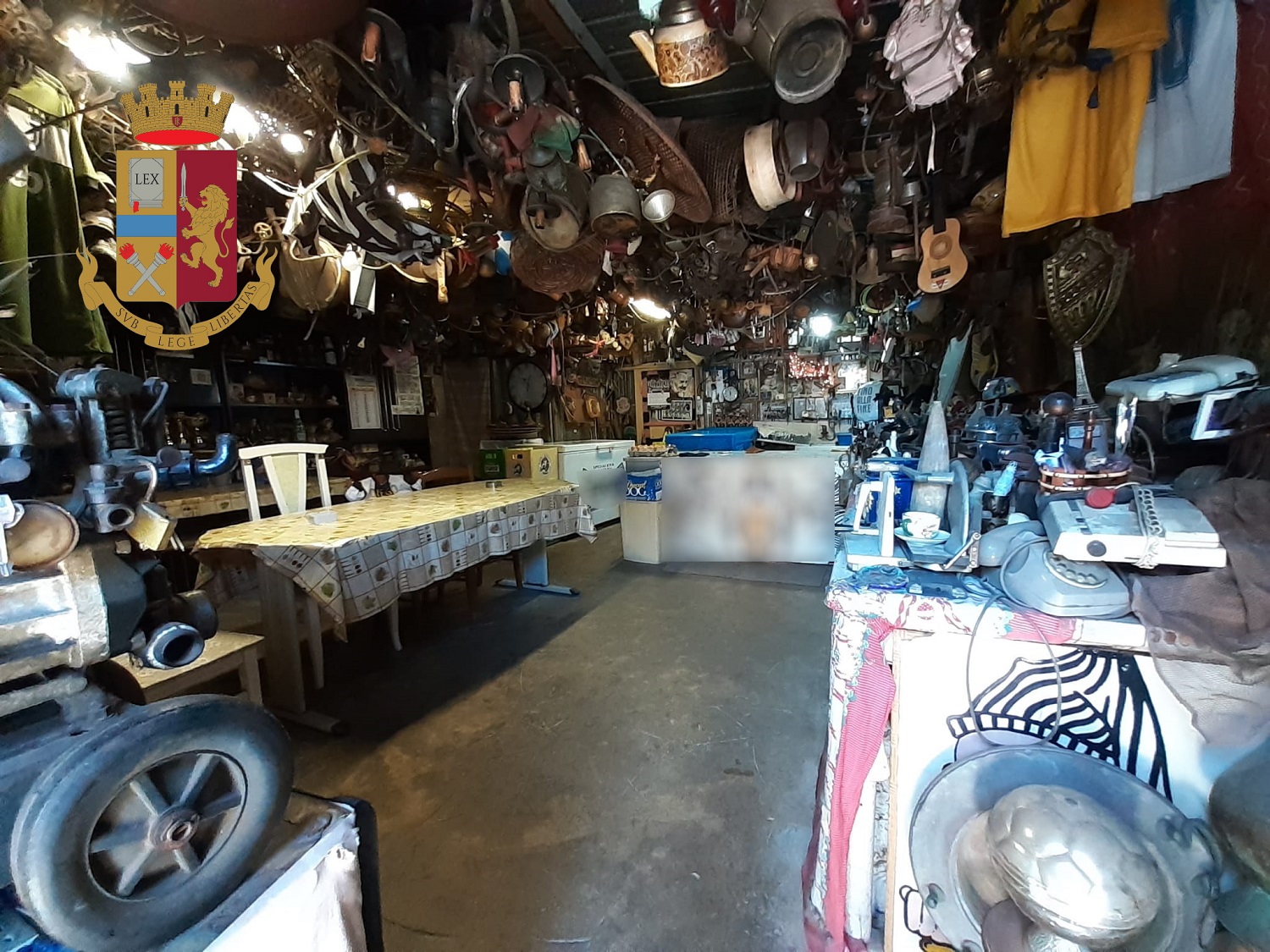 Controlli allo Zen di Palermo, chiusa una taverna abusiva