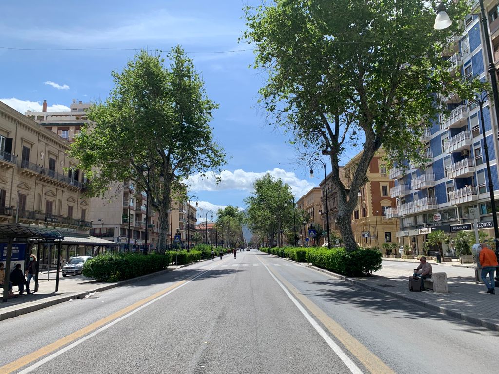 Un 25 aprile di divieti a Palermo e nei comuni rossi:  vietato quasi tutto
