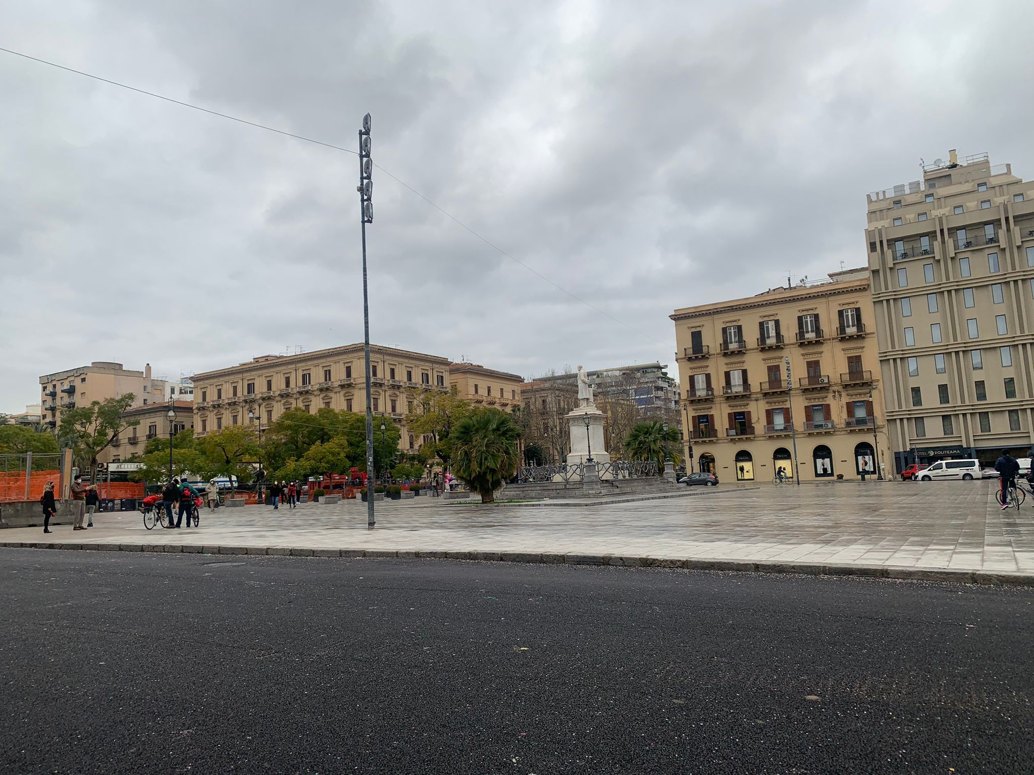 Palermo rischia il rosso: cosa succede se arriva l’ordinanza
