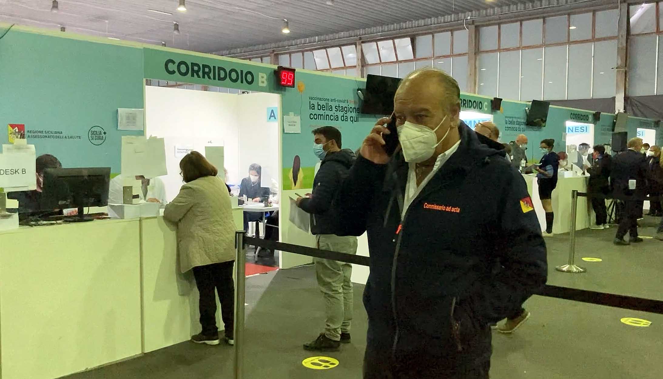 Vaccinazioni straordinarie con AstraZeneca, Costa: “Accelerare”