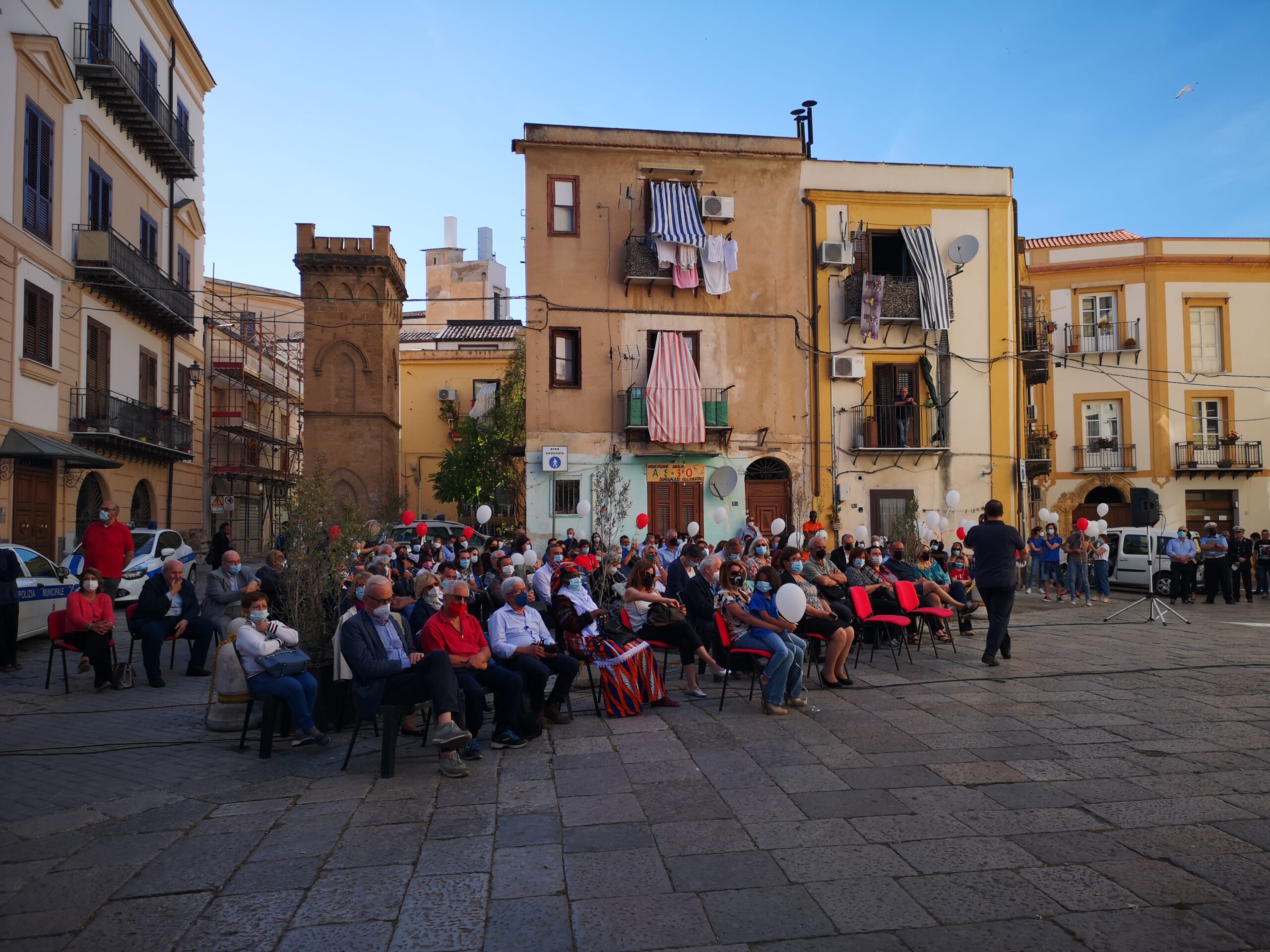 In piazza Santa Chiara  Palermo  lapide commemorativa di Don Meli
