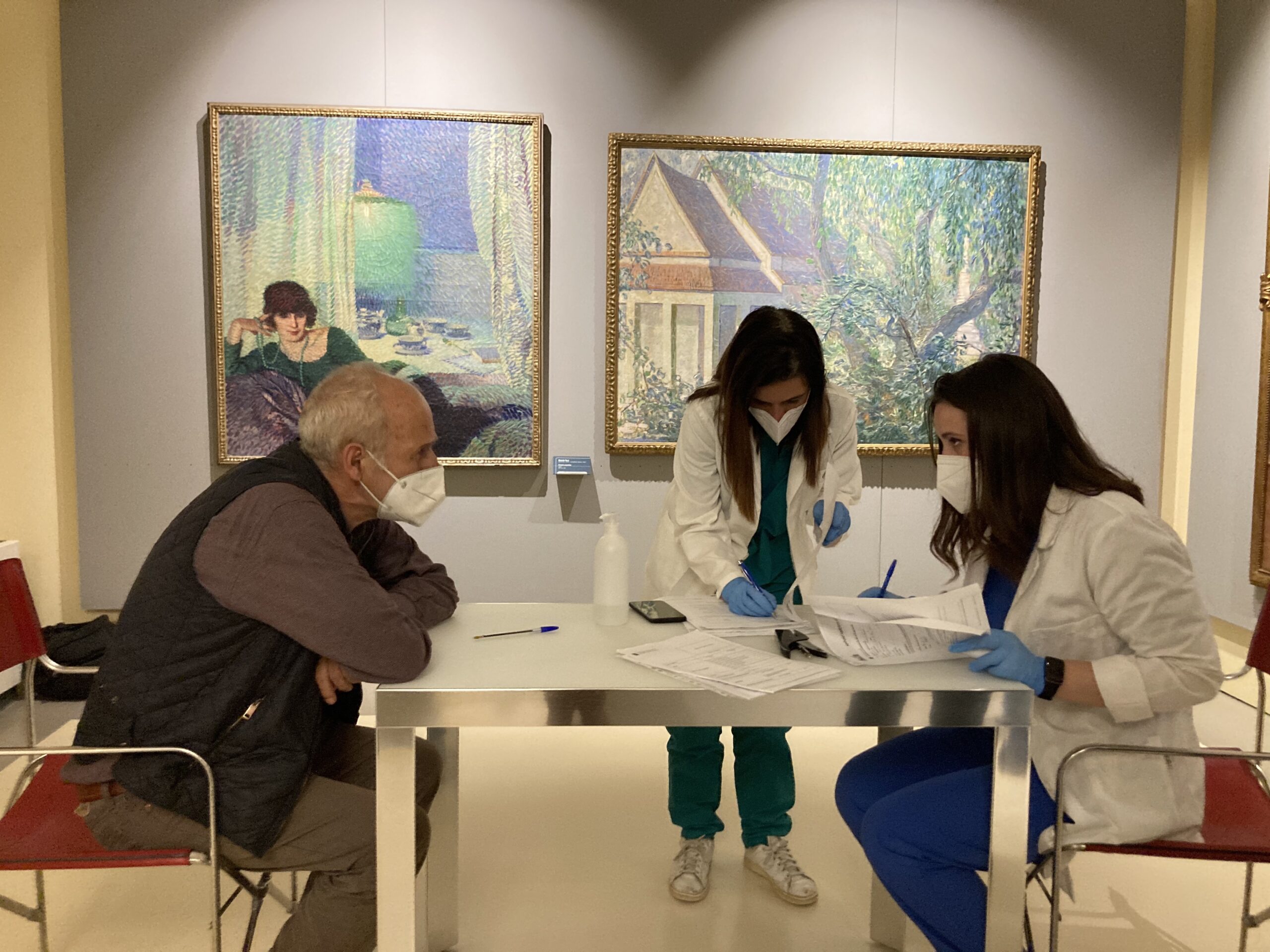 Accanto agli ultimi: il vaccino fa tappa nei quartieri  a Palermo