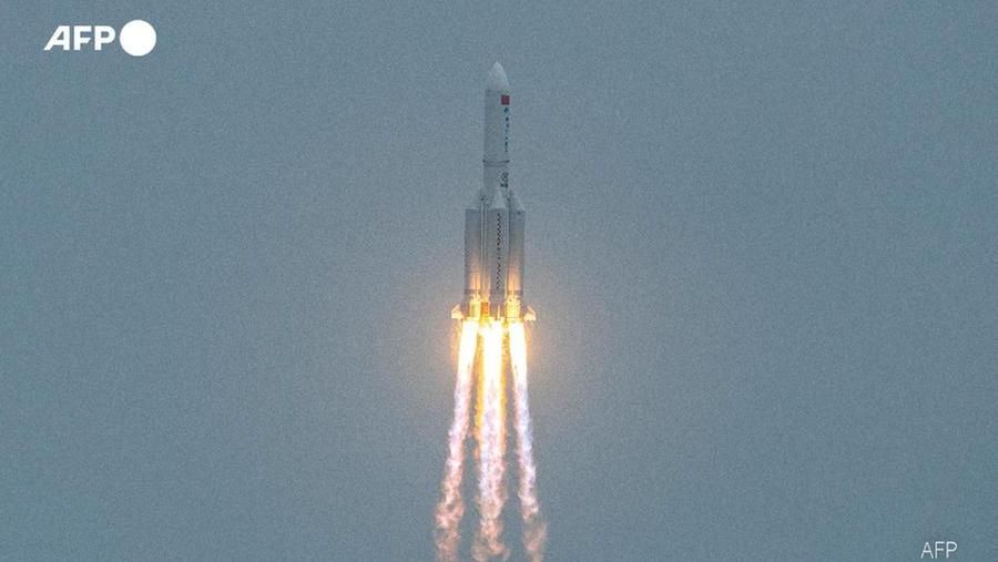 Il razzo cinese è caduto vicino le Maldive, la Sicilia graziata dalla caduta di detriti