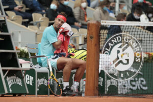 PARIGI (FRANCIA) (ITALPRESS) - Niente da fare per Jannik Sinner contro Rafael Nadal al Roland...