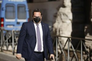 ROMA (ITALPRESS) - "I dati che abbiamo dicono che i lavoratori in cassa integrazione ordinaria sono...