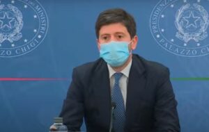 ROMA (ITALPRESS) - "Le raccomandazioni del Cts saranno dal Governo tradotte in modo perentorio...