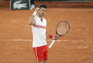 PARIGI (FRANCIA) (ITALPRESS) - Novak Djokovic vince il Roland Garros rimontando due set di vantaggio...
