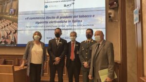 ROMA (ITALPRESS) - Il contrabbando di sigarette e prodotti affini è una forma di criminalità molto...