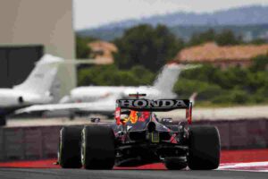 LE CASTELLET (FRANCIA) (ITALPRESS) - Max Verstappen chiude al comando la prima giornata di libere...