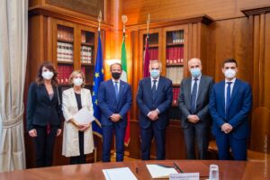 ROMA (ITALPRESS) - Un protocollo d'intesa finalizzato allo scambio di banche dati per rafforzare la...