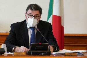 ROMA (ITALPRESS) - Il ministro dello Sviluppo economico Giancarlo Giorgetti ha firmato i decreti che...