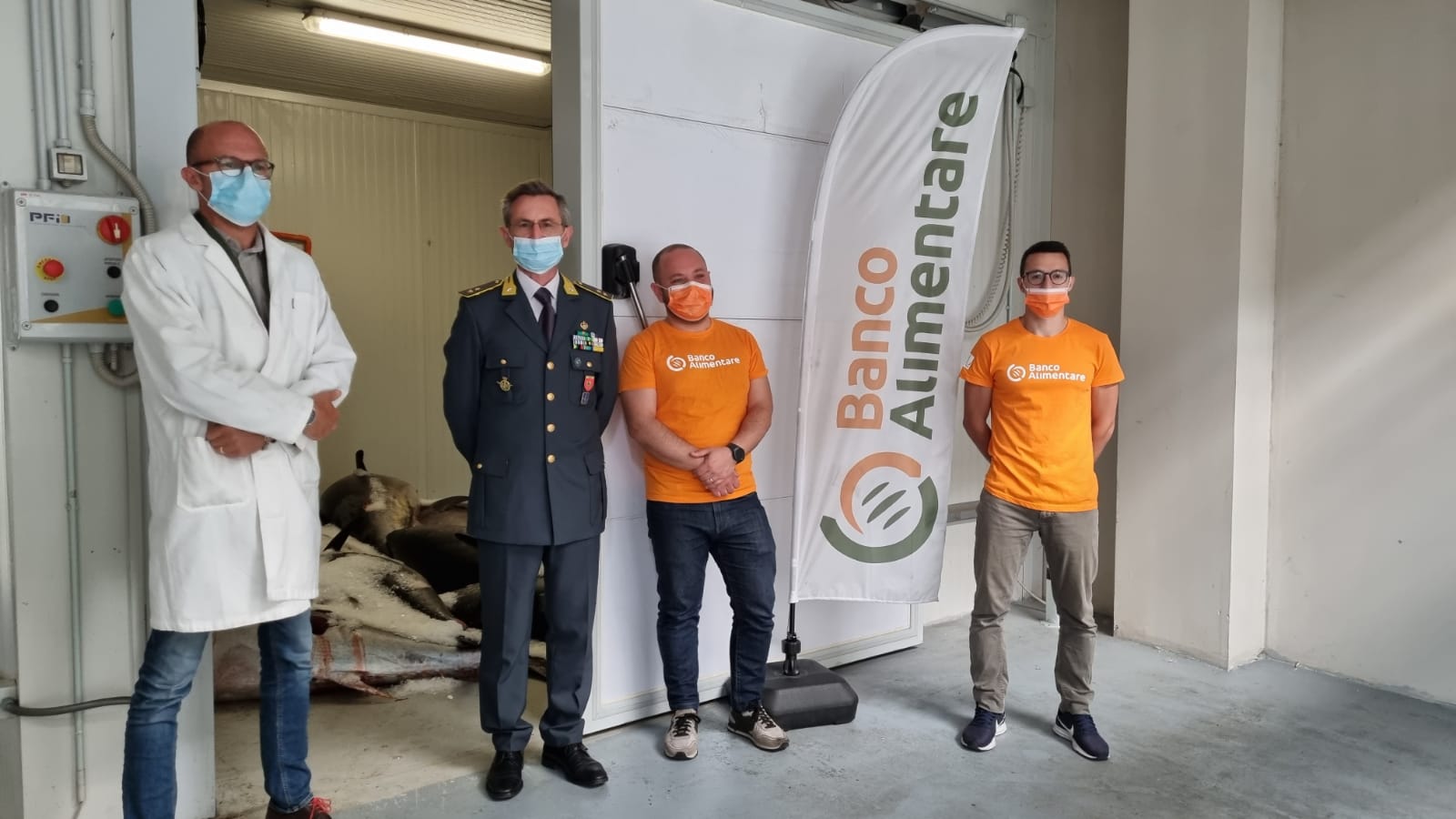 Ai poveri del Banco Alimentare il tonno sequestrato dalla GdF