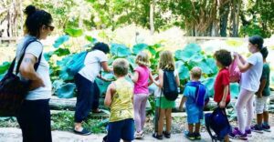 La scuola sta finendo, quale migliore occasione per impegnare i bambini all'aria aperta, in maniera...
