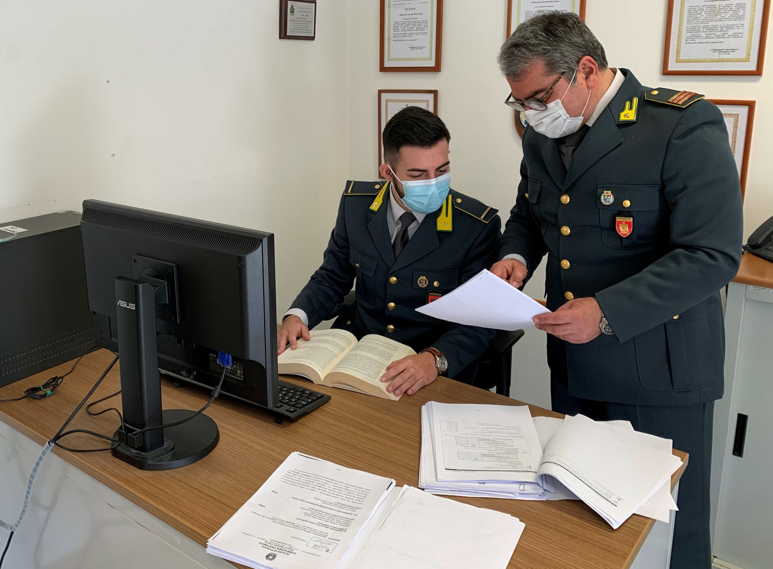 Buoni spesa senza averne diritto, scoperti 8 illeciti nel palermitano
