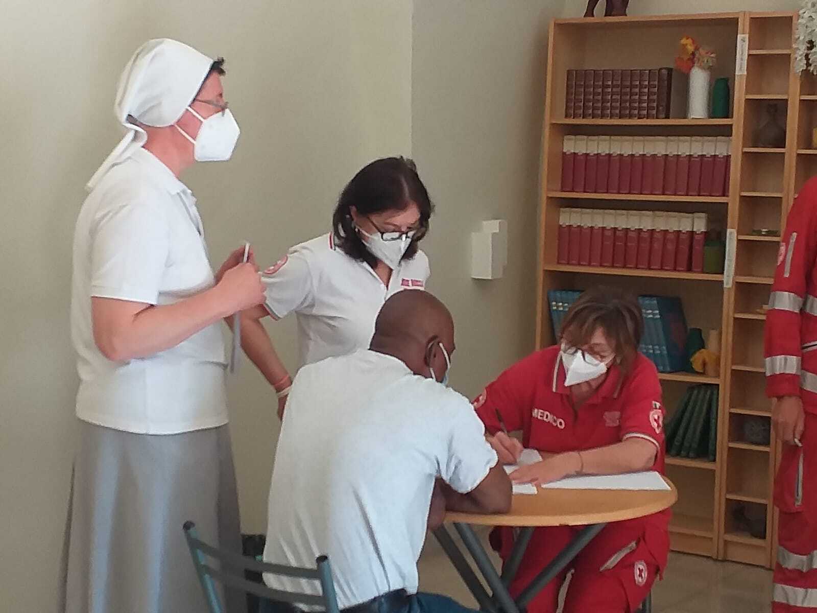 A Catania la campagna di vaccinazione “Accanto agli ultimi”