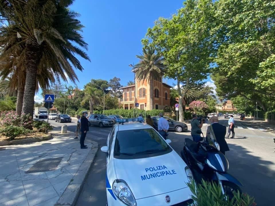 Mondello senza auto da oggi: come funzionerà l’accesso