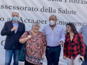 Aleida Guevara all’hub vaccinale della Fiera del Mediterraneo. La figlia di Ernesto Che Guevara ha...