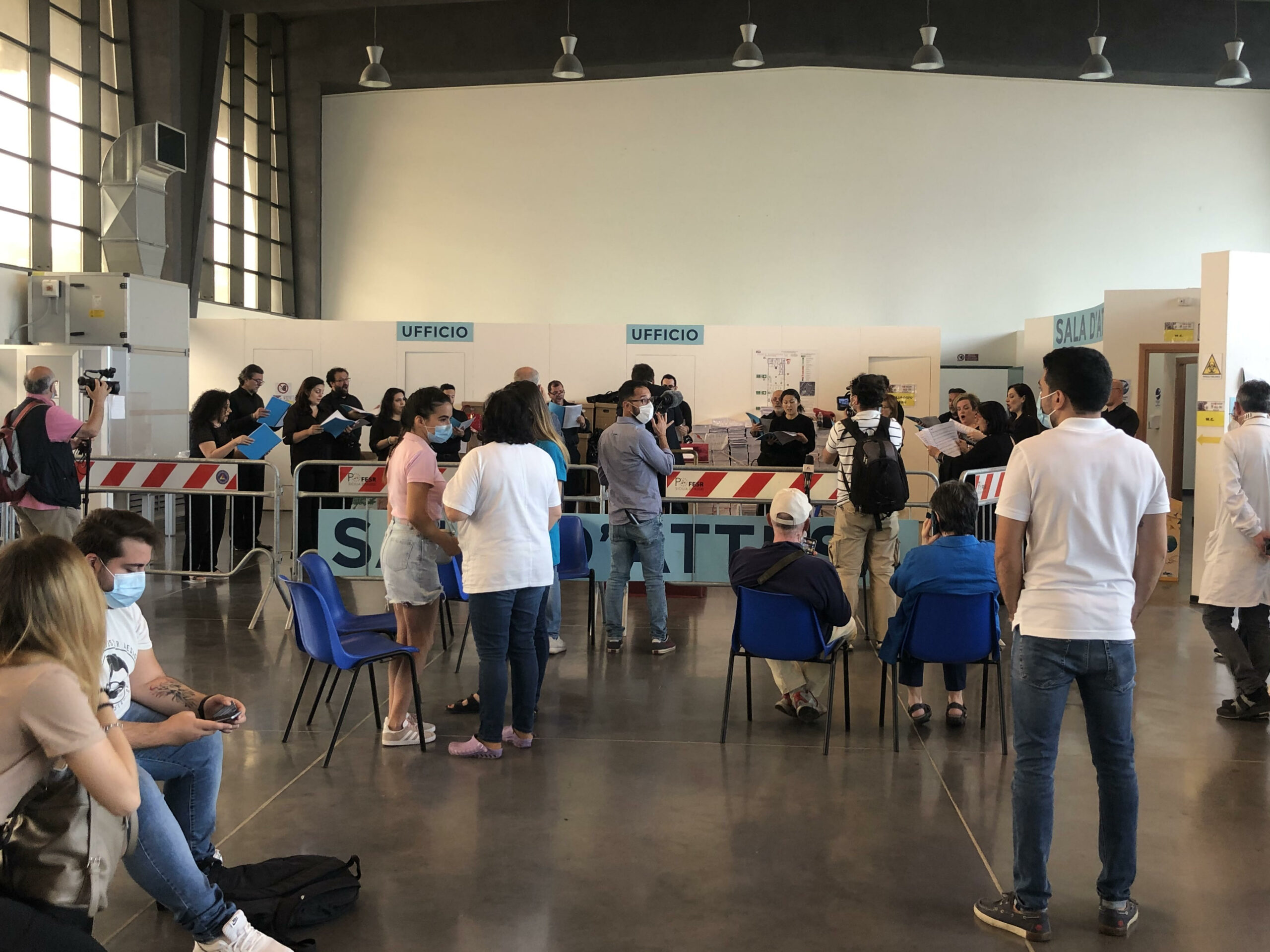Musica all’hub di Catania, si esibisce il coro del Teatro Bellini