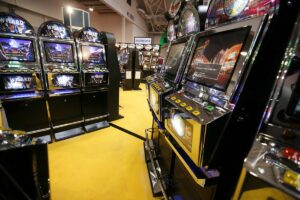 ROMA (ITALPRESS) - Ricostruire la filiera del gioco in Italia, comprenderne gli impatti economici e...