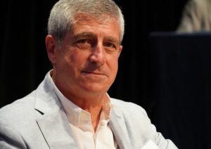 ROMA (ITALPRESS) - Costantino Vespasiano è stato eletto alla guida dell'Unione italiana tiro a segno...