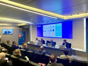 ROMA (ITALPRESS) - Terna ha presentato il nuovo Piano di Sviluppo 2021 della rete elettrica di...